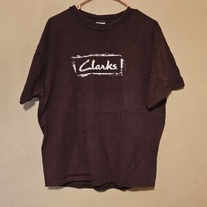 Clarks Men's Short Sleeve T-Shirt in Dark Brown with White Logo